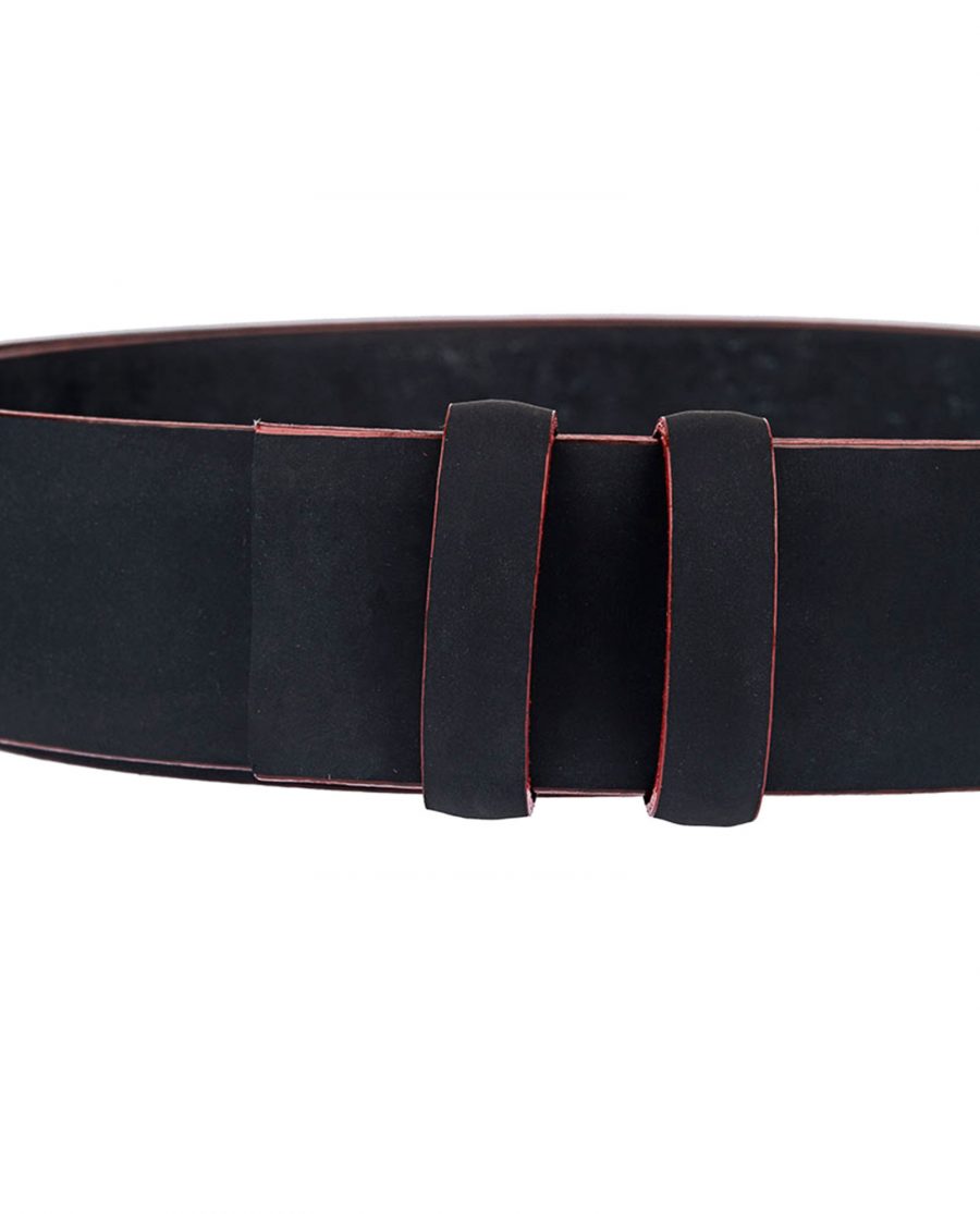 Rubber-Coated-Black-Belt-With-Red-Edges-Close