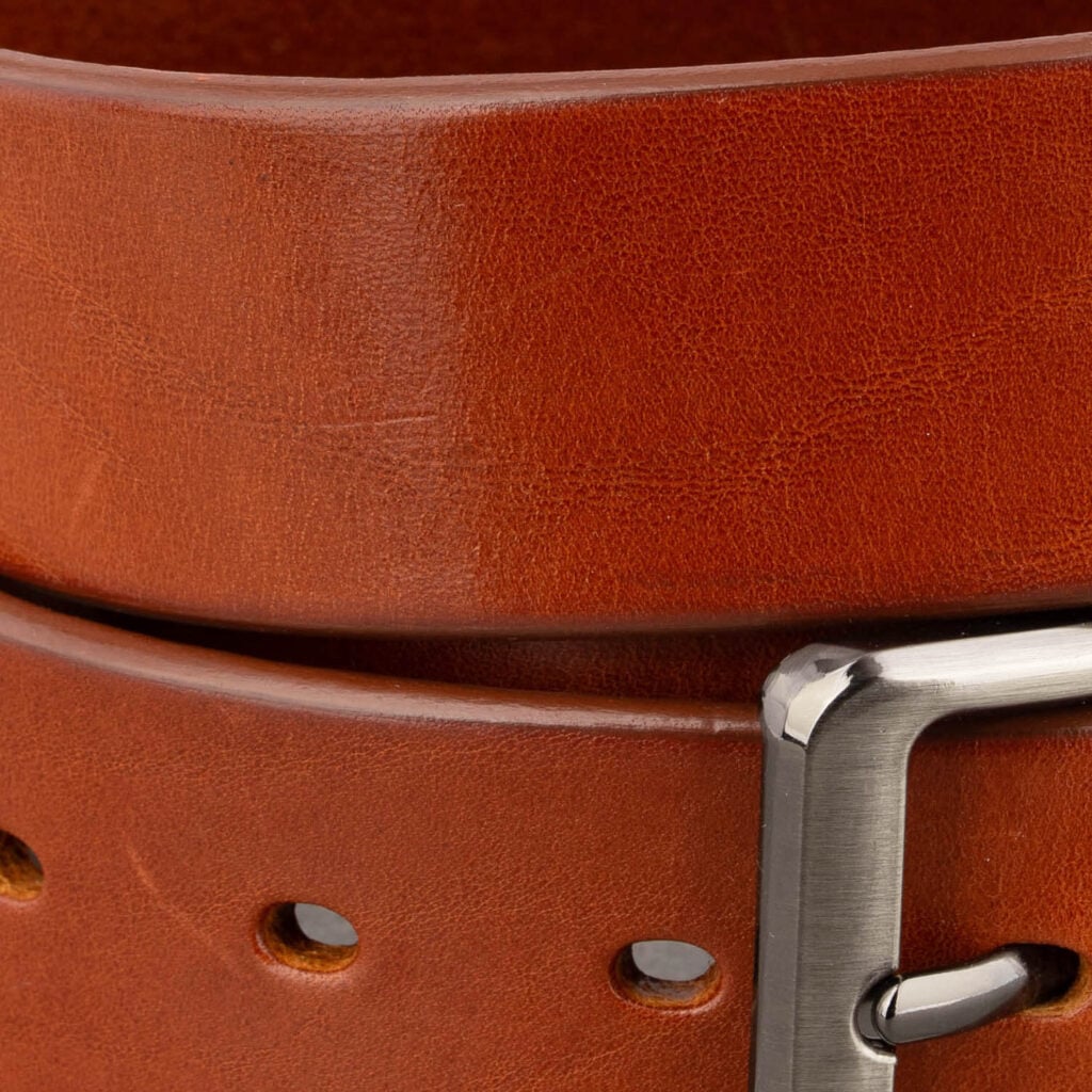 Full grain belt surface